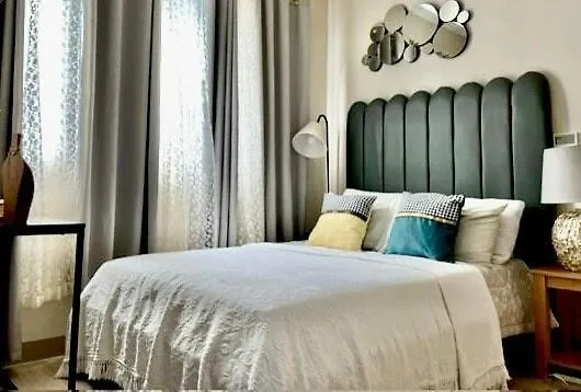 Modern And Cozy One Manchester Place In Mactan Newtown