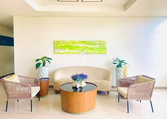 Modern And Cozy One Manchester Place In Mactan Newtown *